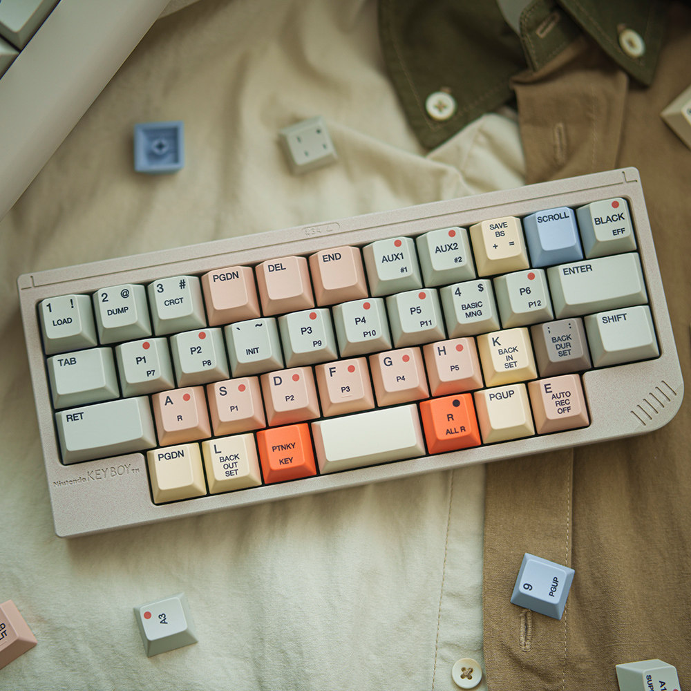 Gaming Accessories Aesthetic - FBB Keycaps S9000 Retro Style For