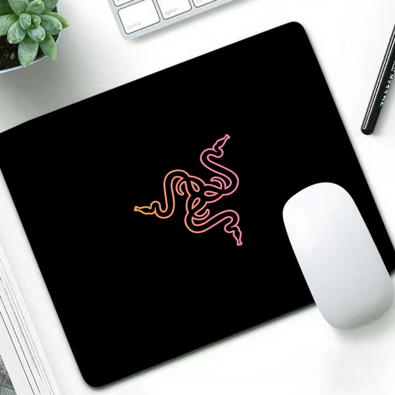 Razer Luxury Mouse Pad Anime G - Gaming Accessories For Gaming Laptop recensie en prijs